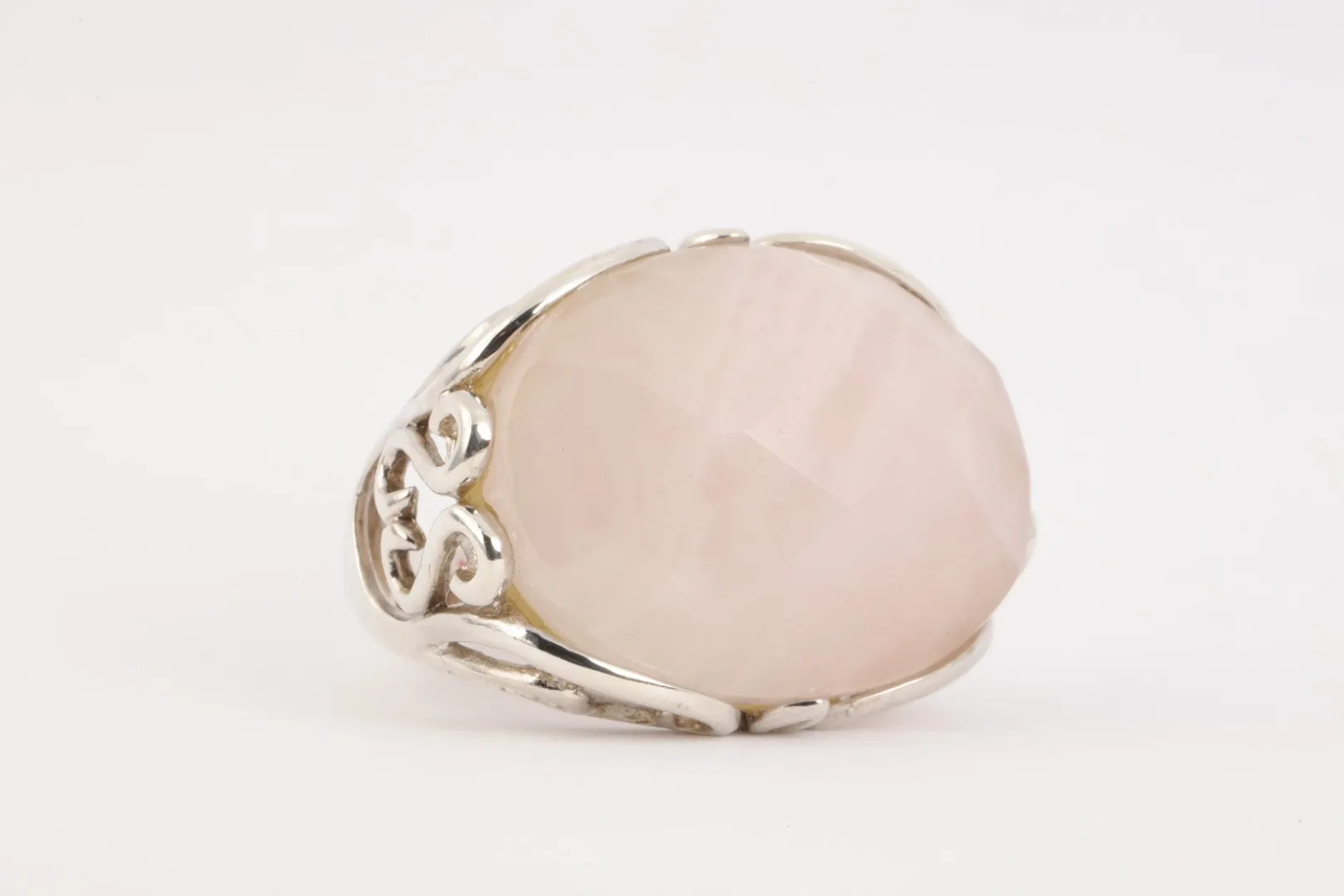 925 Silver 49.30tcw Rose Quartz Ring Size 8 (14.93g.)