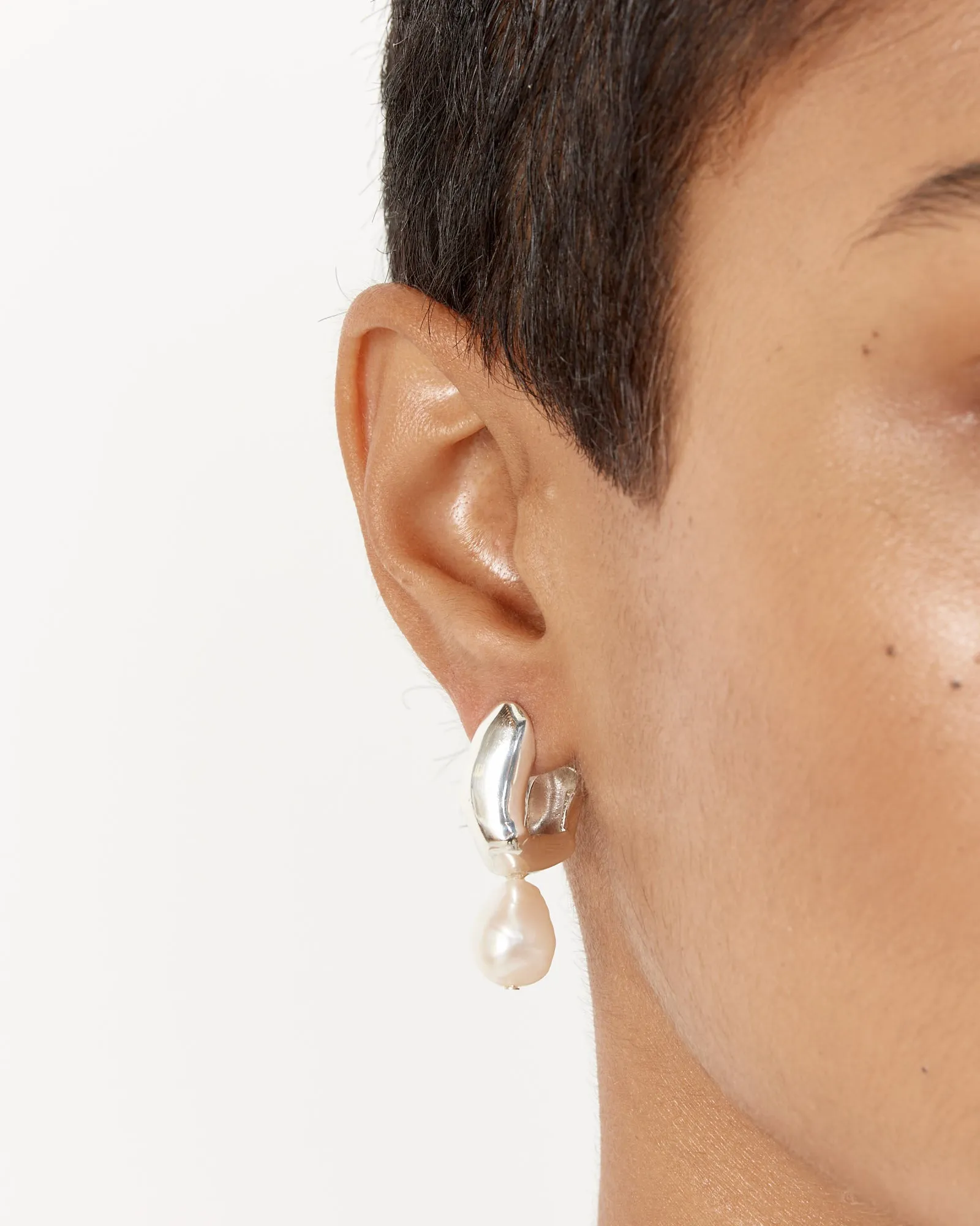 Ebi Perla Earrings