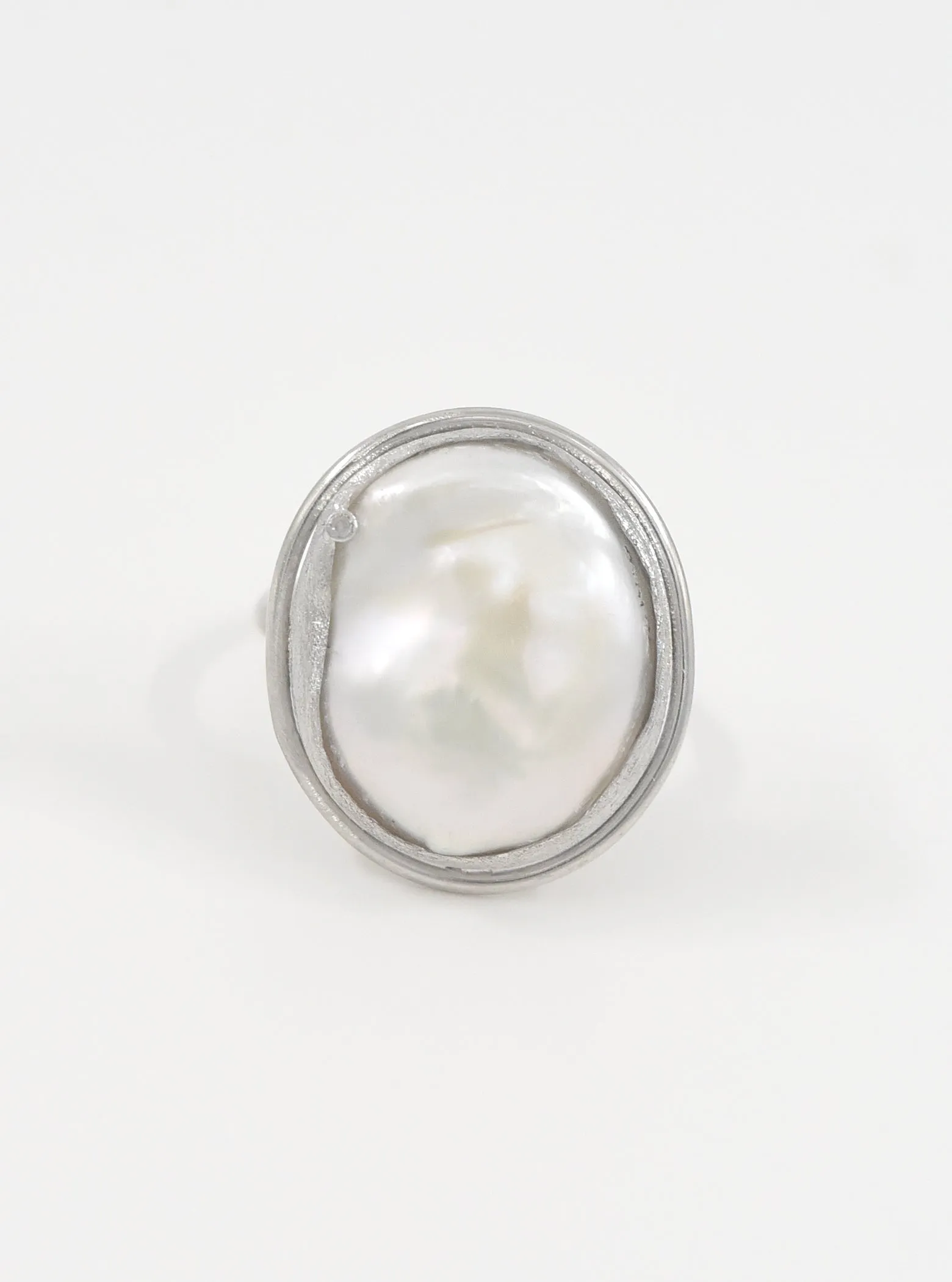 Mother of Pearl Ring with Diamond