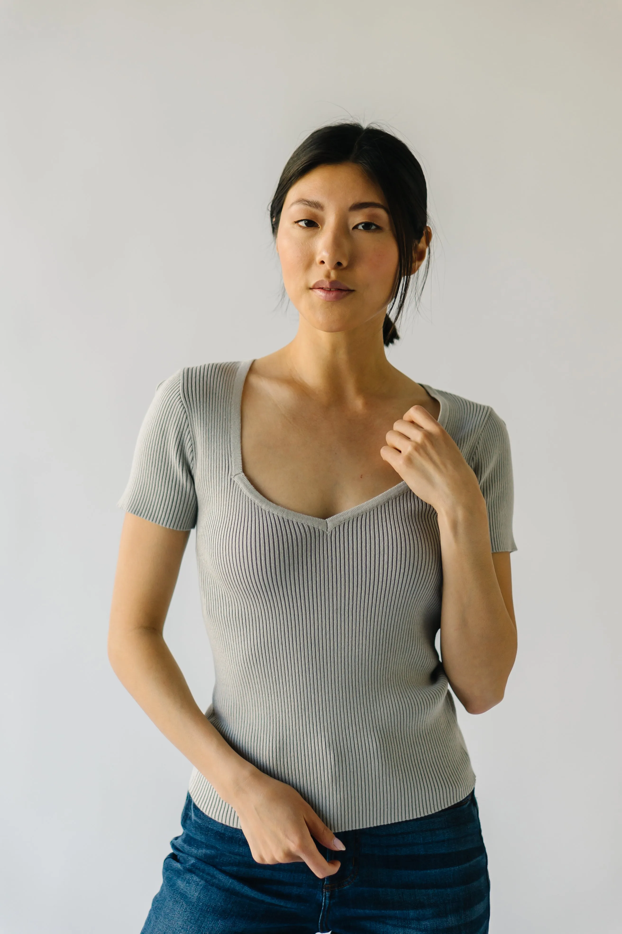 The Gillman Sweetheart Short-Sleeved Sweater in Grey