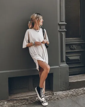 The Light Short T-shirt Dress