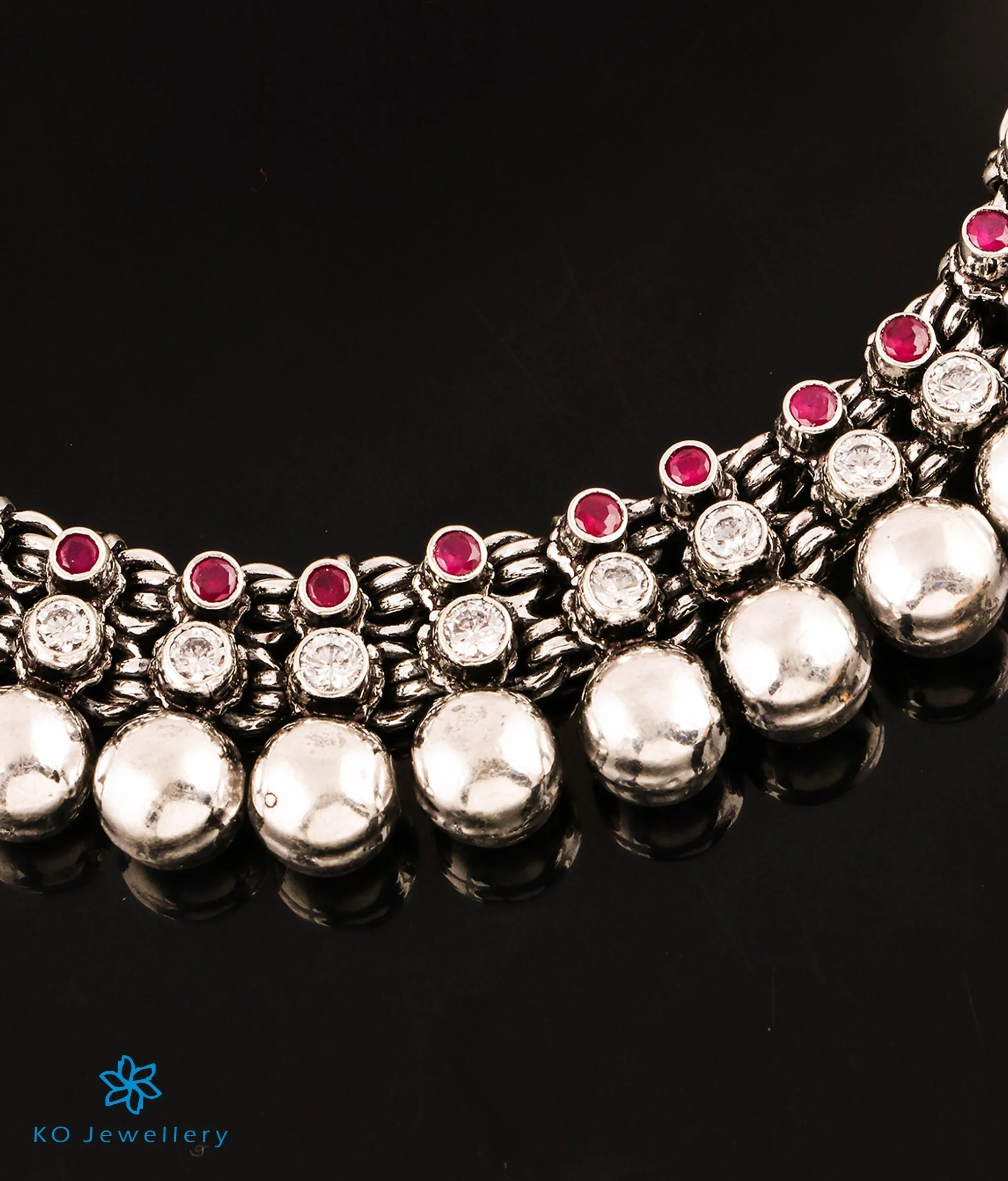 The Pratham Silver Antique Gemstone Necklace (Oxidised)