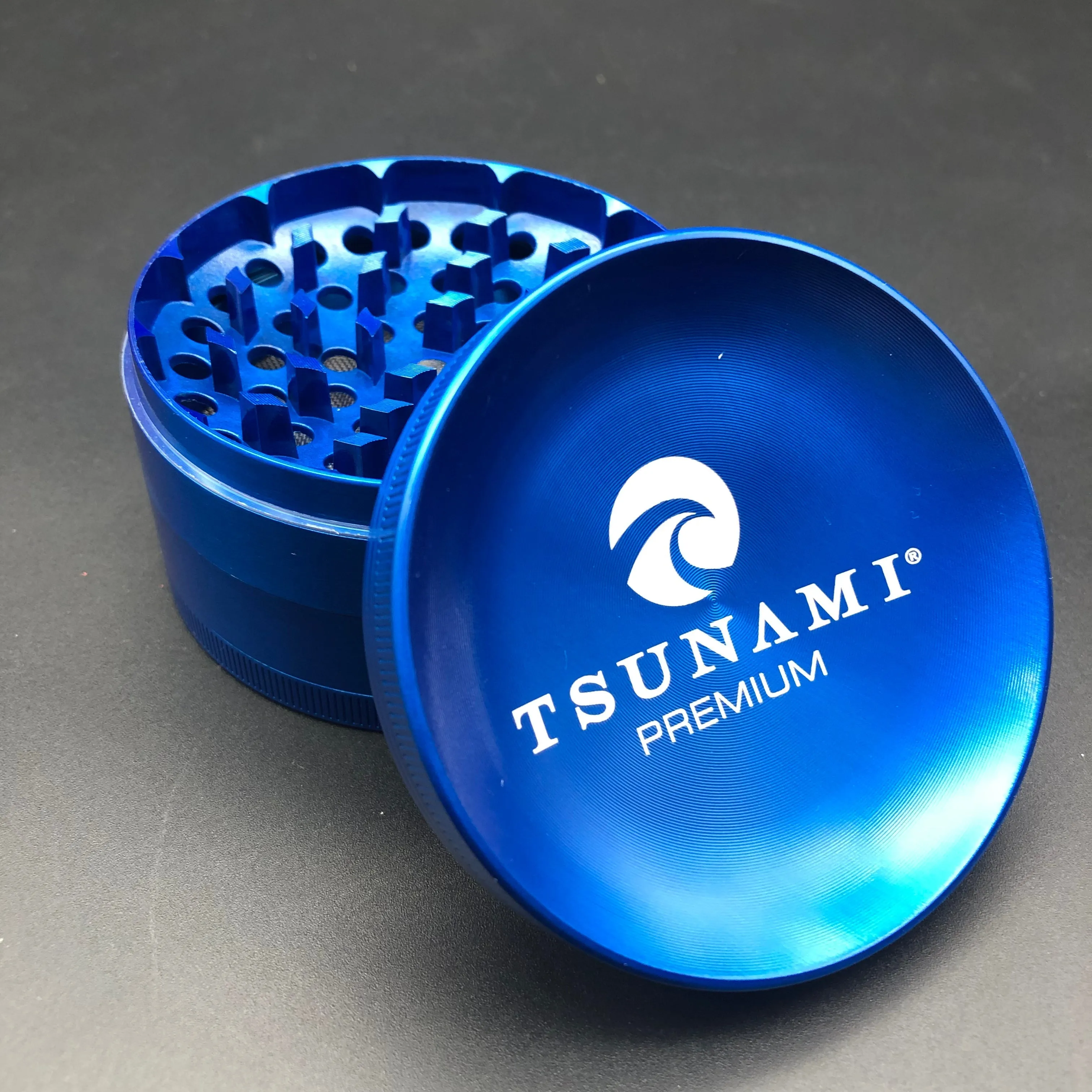 Tsunami Dry Herb Grinder 4 Piece 75mm